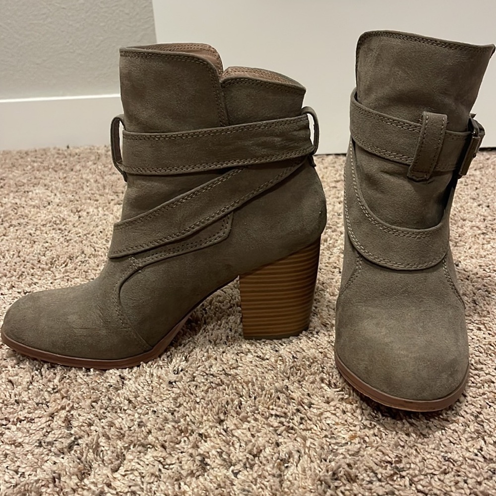 Booties - Picture 3 of 3